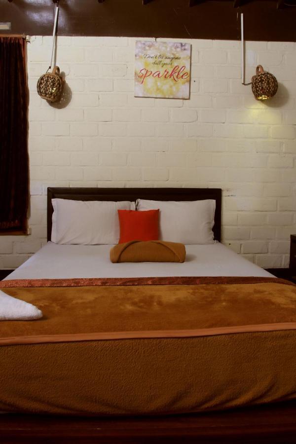 Bantal Guling Villa Lembang Exterior foto