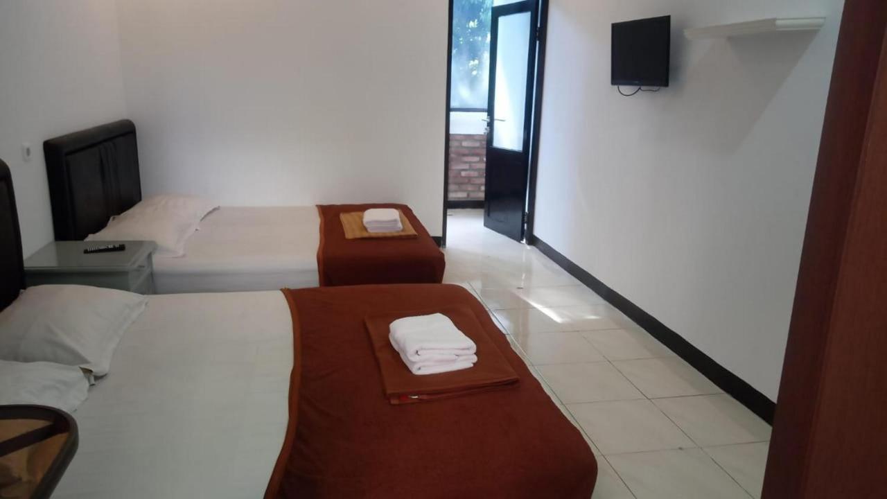 Bantal Guling Villa Lembang Exterior foto