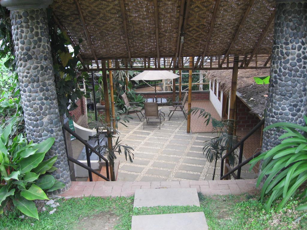 Bantal Guling Villa Lembang Exterior foto