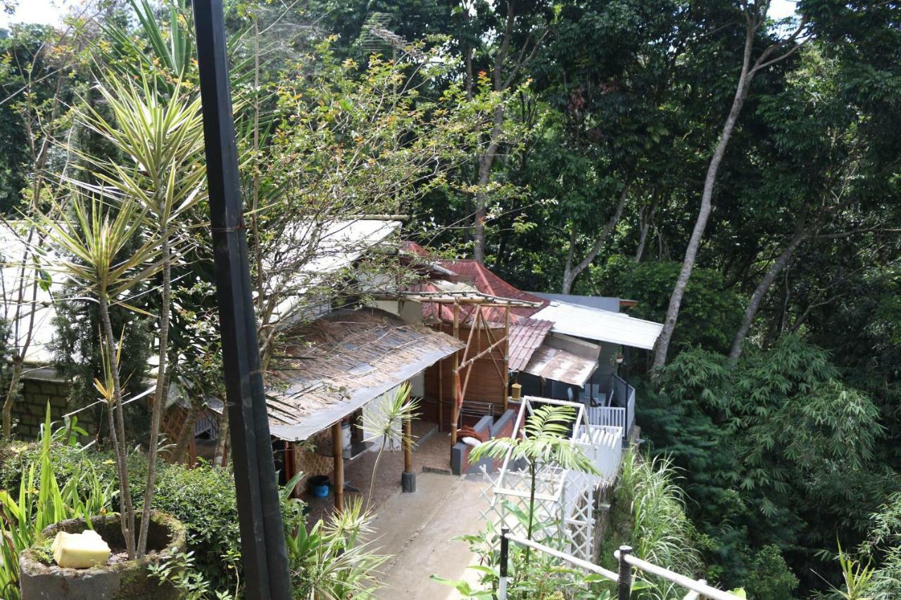 Bantal Guling Villa Lembang Exterior foto
